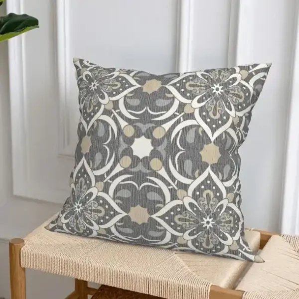 Carreau Ethnique gris et beige chaise paillée