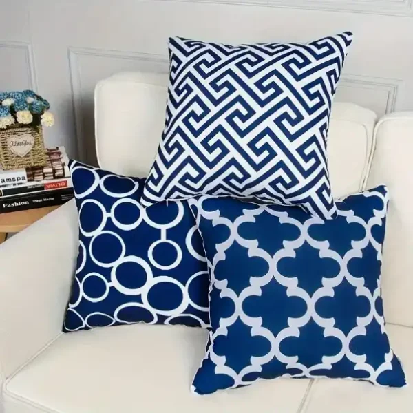 COUSSINS Carrément géométriques Bleu foncé #4 à #6